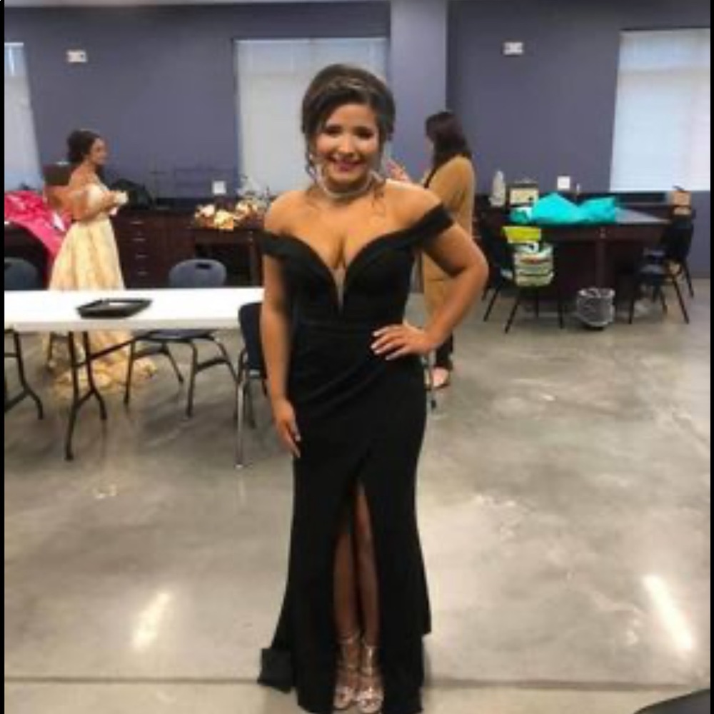 Bought New And Worn Once For Less Than Two Hours. - image 1